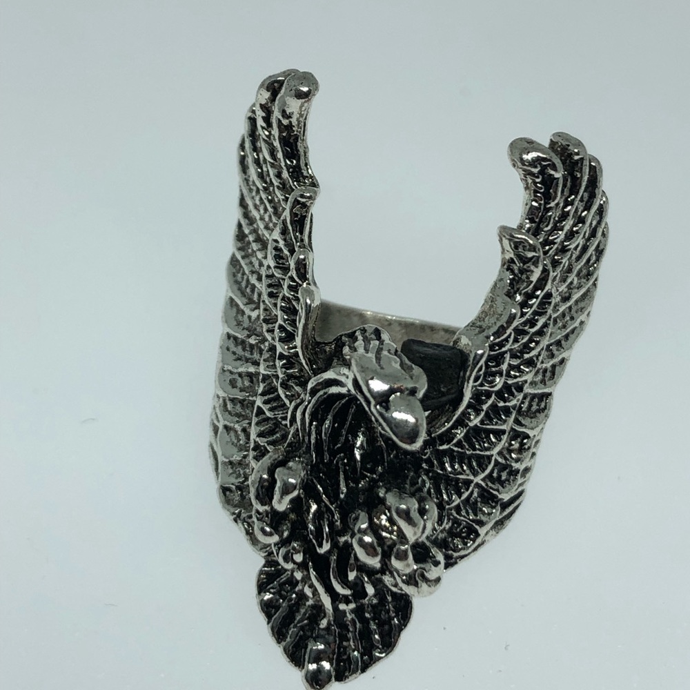 Vintage White Bronze Eagle Ring